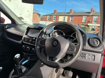 RENAULT CLIO 1.2 16V Dynamique Nav Hatchback 5dr Petrol Manual Euro 6 (75 ps)