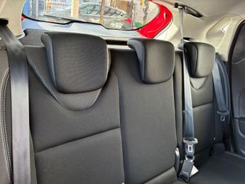 RENAULT CLIO 1.2 16V Dynamique Nav Hatchback 5dr Petrol Manual Euro 6 (75 ps)