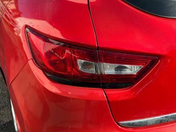 RENAULT CLIO 1.2 16V Dynamique Nav Hatchback 5dr Petrol Manual Euro 6 (75 ps)