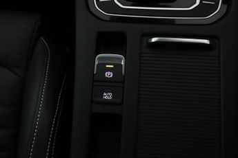 VOLKSWAGEN PASSAT 1.4 TSI 13kWh GTE Saloon 4dr Petrol Plug-in Hybrid DSG Euro 6 (s