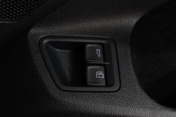 VOLKSWAGEN PASSAT 1.4 TSI 13kWh GTE Saloon 4dr Petrol Plug-in Hybrid DSG Euro 6 (s