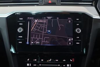 VOLKSWAGEN PASSAT 1.4 TSI 13kWh GTE Saloon 4dr Petrol Plug-in Hybrid DSG Euro 6 (s