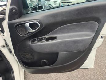 FIAT 500L 1.3 MultiJet Lounge MPW 5dr Diesel Dualogic Euro 5 (s/s) (85 bhp