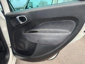 FIAT 500L 1.3 MultiJet Lounge MPW 5dr Diesel Dualogic Euro 5 (s/s) (85 bhp