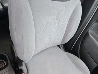 FIAT 500L 1.3 MultiJet Lounge MPW 5dr Diesel Dualogic Euro 5 (s/s) (85 bhp