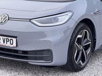 VOLKSWAGEN ID.3 77kWh Pro S Tour 5dr - ONE OWNER