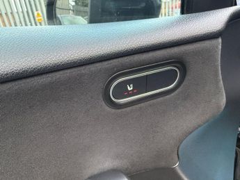 MERCEDES-BENZ A-CLASS 1.3 A200 AMG Line (Executive) Hatchback 5dr Petrol 7G-DCT Euro 6