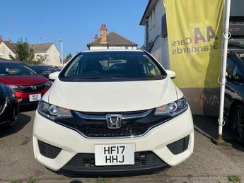 HONDA FIT 1.5 Hybrid Automatic Petrol White 5dr 