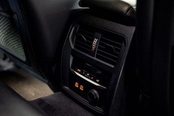 BMW 3 SERIES 2.0 330e 12kWh M Sport Saloon 4dr Petrol Plug-in Hybrid Auto Eur