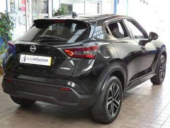 NISSAN JUKE 1.6 N-Connecta SUV 5dr Petrol Hybrid Auto Euro 6 (143 ps)