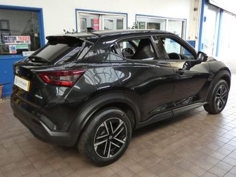 NISSAN JUKE 1.6 N-Connecta SUV 5dr Petrol Hybrid Auto Euro 6 (143 ps)