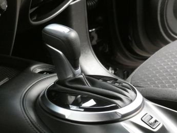 NISSAN JUKE 1.6 N-Connecta SUV 5dr Petrol Hybrid Auto Euro 6 (143 ps)