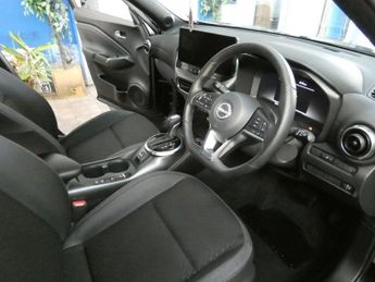 NISSAN JUKE 1.6 N-Connecta SUV 5dr Petrol Hybrid Auto Euro 6 (143 ps)