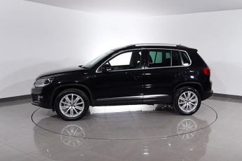 VOLKSWAGEN TIGUAN 2.0 TDI BlueMotion Tech Match Edition SUV 5dr Diesel DSG 4WD Eur