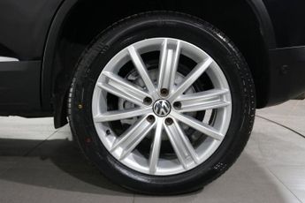 VOLKSWAGEN TIGUAN 2.0 TDI BlueMotion Tech Match Edition SUV 5dr Diesel DSG 4WD Eur