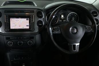 VOLKSWAGEN TIGUAN 2.0 TDI BlueMotion Tech Match Edition SUV 5dr Diesel DSG 4WD Eur