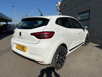 RENAULT CLIO 1.0 TCe Iconic Hatchback 5dr Petrol Manual Euro 6 (s/s) (90 ps)