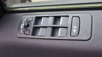 LAND ROVER DISCOVERY SPORT 2.0 TD4 SE Tech SUV 5dr Diesel Auto 4WD Euro 6 (s/s) (180 ps)