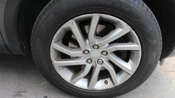 LAND ROVER DISCOVERY SPORT 2.0 TD4 SE Tech SUV 5dr Diesel Auto 4WD Euro 6 (s/s) (180 ps)