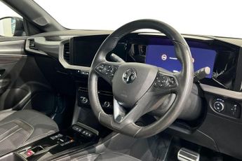 VAUXHALL MOKKA ELECTRIC 50kWh Ultimate SUV 5dr Electric Auto (136 ps) Panoramic Rear Vie