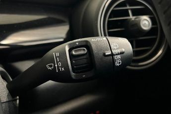 MINI Electric Hatch Cooper SE 32.6kWh Level 2 Hatchback 3dr Electric Auto (184 ps) R