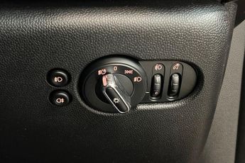 MINI Electric Hatch Cooper SE 32.6kWh Level 2 Hatchback 3dr Electric Auto (184 ps) R