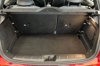 MINI Electric Hatch Cooper SE 32.6kWh Level 2 Hatchback 3dr Electric Auto (184 ps) R