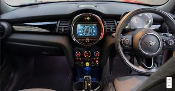 MINI Electric Hatch Cooper SE 32.6kWh Level 2 Hatchback 3dr Electric Auto (184 ps)