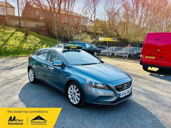 Volvo V40 1.6 D2 SE Lux Nav Hatchback 5dr Diesel Manual Euro 5 (s/s) (115 