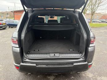 LAND ROVER RANGE ROVER SPORT 3.0 SD V6 Autobiography Dynamic SUV 5dr Diesel Auto 4WD Euro 6 (