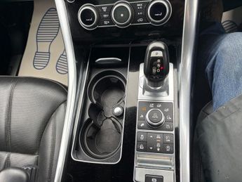 LAND ROVER RANGE ROVER SPORT 3.0 SD V6 Autobiography Dynamic SUV 5dr Diesel Auto 4WD Euro 6 (