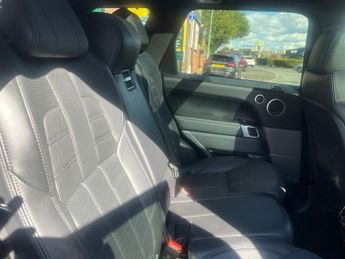 LAND ROVER RANGE ROVER SPORT 3.0 SD V6 Autobiography Dynamic SUV 5dr Diesel Auto 4WD Euro 6 (