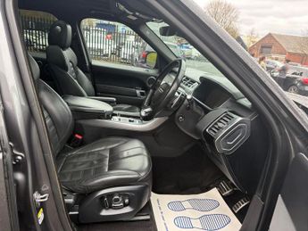 LAND ROVER RANGE ROVER SPORT 3.0 SD V6 Autobiography Dynamic SUV 5dr Diesel Auto 4WD Euro 6 (