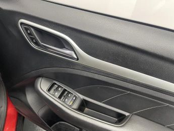 MG MG ZS 44.5kWh Exclusive SUV 5dr Electric Auto (143 ps)