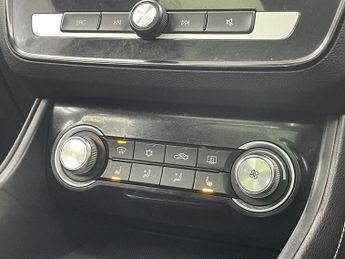 MG MG ZS 44.5kWh Exclusive SUV 5dr Electric Auto (143 ps)