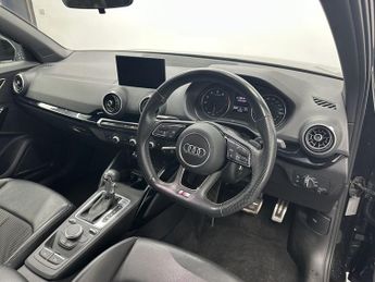 AUDI Q2 1.5 TFSI CoD 35 Black Edition SUV 5dr Petrol S Tronic Euro 6 (s/