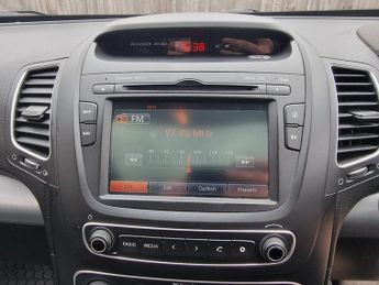 KIA SORENTO 2.2 CRDi KX-4 SUV 5dr Diesel Auto AWD Euro 5 (194 bhp)
