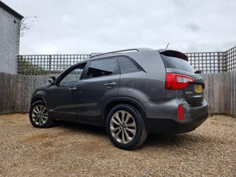 KIA SORENTO 2.2 CRDi KX-4 SUV 5dr Diesel Auto AWD Euro 5 (194 bhp)