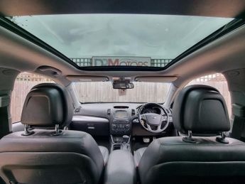 KIA SORENTO 2.2 CRDi KX-4 SUV 5dr Diesel Auto AWD Euro 5 (194 bhp)