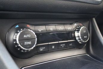 MERCEDES-BENZ CLA 2.1 CLA200d AMG Line Coupe 4dr Diesel 7G-DCT Euro 6 (s/s) (136 p