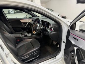 MERCEDES-BENZ A-CLASS 1.3 A200 AMG Line (Premium 2) Saloon 4dr Petrol 7G-DCT Euro 6 (s