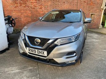 Nissan Qashqai 1.3 DIG-T Tekna SUV 5dr Petrol Manual Euro 6 (s/s) (140 ps)