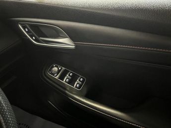 MG MG HS 1.5 T-GDI Excite SUV 5dr Petrol DCT Euro 6 (s/s) (162 ps)