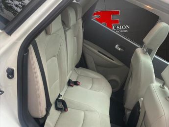 NISSAN QASHQAI 1.6 Tekna SUV 5dr Petrol Manual 2WD Euro 5 (117 ps)