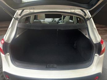 NISSAN QASHQAI 1.6 Tekna SUV 5dr Petrol Manual 2WD Euro 5 (117 ps)