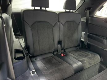 AUDI Q7 3.0 TDI V6 45 S line SUV 5dr Diesel Tiptronic quattro Euro 6 (s/