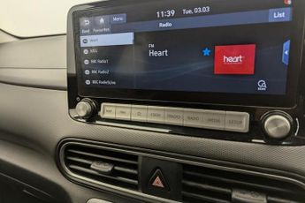 HYUNDAI KONA 64kWh Premium SUV 5dr Electric Auto (7kW Charger) (204 ps)