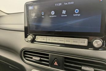 HYUNDAI KONA 64kWh Premium SUV 5dr Electric Auto (7kW Charger) (204 ps)