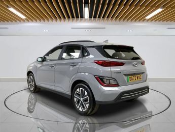 HYUNDAI KONA 39kWh SE Connect SUV 5dr Electric Auto (10.5kW Charger) (136 ps)