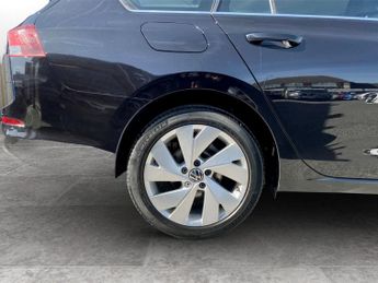 VOLKSWAGEN GOLF 1.5 eTSI MHEV Style Estate 5dr Petrol Hybrid DSG Euro 6 (s/s) (1